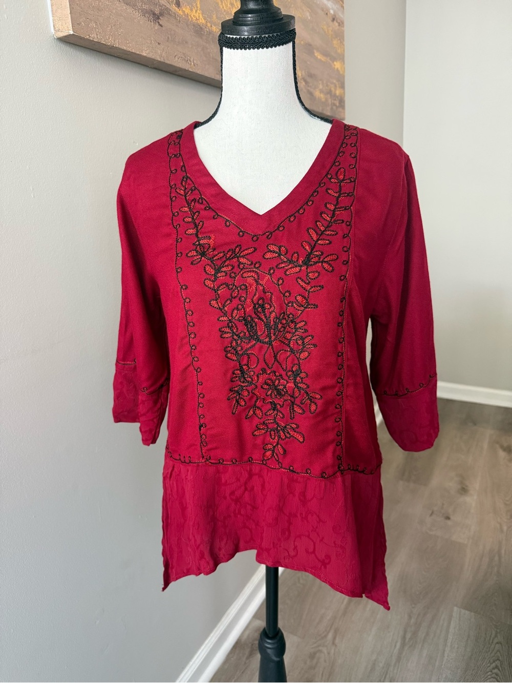 Nolita Red Embroidered Boho Tunic Top Medium Rayon NWT